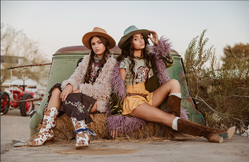 BOHO GRAPHIC TEES