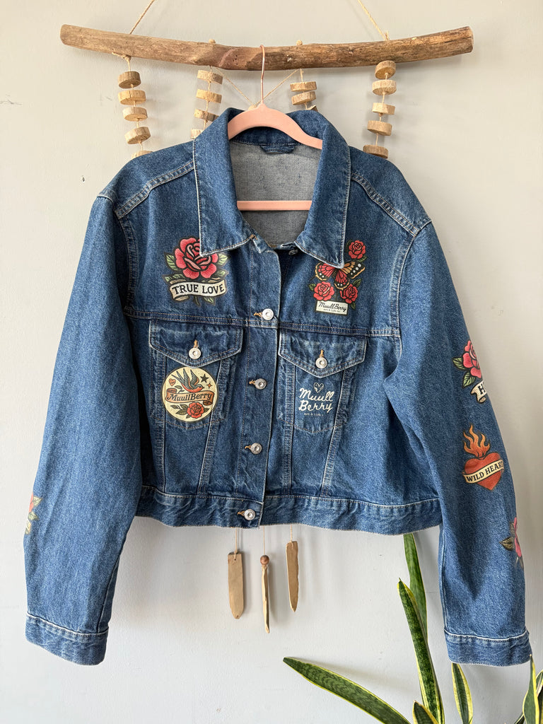 🔥 One-of-a-Kind Statement Piece 🔥