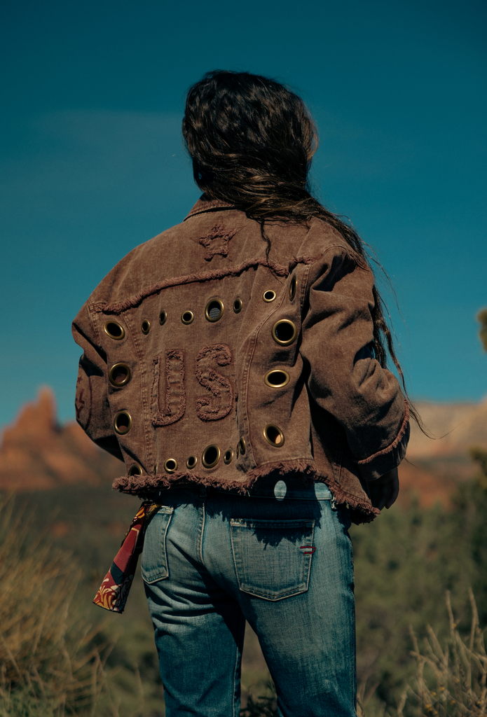 THE WANDERER CROPPED DENIM JACKET